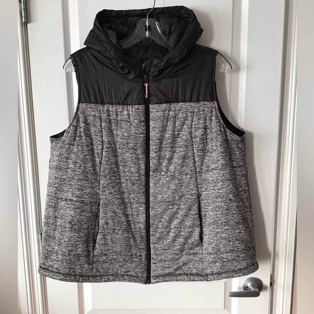 Plus Size Pennington’s Active Zone Vest
